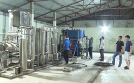 Thủ đoạn tinh vi của nhóm sản xuất, mua bán hàng chục tấn ‘khí cười’ vừa bị công an triệt phá