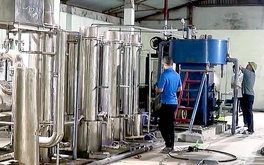 Thủ đoạn tinh vi của nhóm sản xuất, mua bán hàng chục tấn ‘khí cười’ vừa bị công an triệt phá
