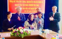 Nguyên Chủ tịch nước Trần Đức Lương gần gũi, giản dị trong mắt người dân quê nhà