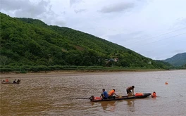 Tìm thấy thi thể hai chị em mất tích khi tắm trên sông Mã