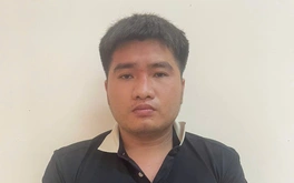 Bắt nam thanh niên dùng kim tiêm gia súc đâm vào đùi 5 học sinh
