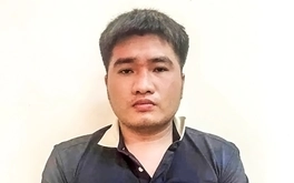 Bắt nam thanh niên dùng kim tiêm gia súc đâm vào đùi 5 học sinh