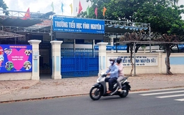 Hiệu trưởng có ‘tạo áp lực’ để học sinh ăn bán trú ở trường Vĩnh Nguyên 1, Nha Trang?