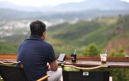 Đừng bắt đàn ông phải mở 'hộp mù tâm lý'