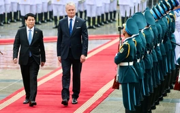 Chủ tịch nước Lương Cường đón, hội đàm với Tổng thống Lithuania