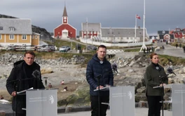Tin tức thế giới 16-6: Nhà máy lọc dầu Ukraine bị nã tên lửa; Ông Macron tới Greenland