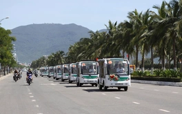 Vì sao hàng loạt công ty xe điện du lịch ở Đà Nẵng buộc tạm dừng chở khách?