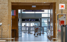 Israel cấm công dân rời khỏi đất nước, đóng cửa sân bay