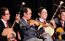 Ra mắt Trung tâm UNESCO Bảo tồn và phát triển đờn ca tài tử Nam Bộ