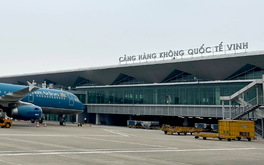 Đóng cửa sân bay Vinh 6 tháng để sửa chữa đường băng