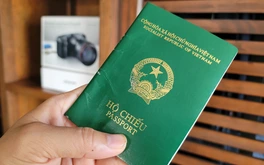 Ở Mỹ hơn 30 năm, nghỉ hưu xin quốc tịch Việt Nam được không?
