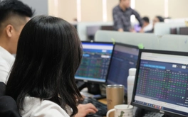 Công ty chứng khoán lao vào cuộc đua 'lướt sóng' trên sàn, kiếm đậm hơn 27.000 tỉ đồng
