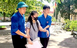 Nữ sinh khuyết tật được miễn thi tốt nghiệp vẫn quyết đi thi