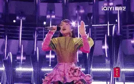 Phương Mỹ Chi khoe nốt cao chót vót với Bóng phù hoa ở tứ kết Sing! Asia