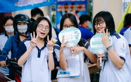 Hư xe giữa đường đi thi tốt nghiệp THPT, thí sinh nhanh trí xin thi ở điểm thi gần nhất