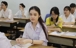 Bạn đọc tranh luận về độ khó đề thi tốt nghiệp THPT môn tiếng Anh