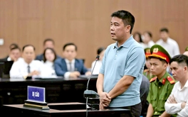 Chủ tịch Phúc Sơn nói có 10.000 cây vàng, bán phần lớn làm từ thiện cho người nghèo