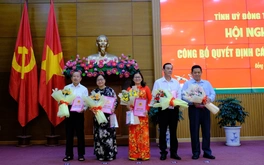 Đồng Tháp trao quyết định nghỉ hưu cho 39 cán bộ cấp tỉnh