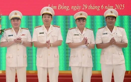 Công an tỉnh Lâm Đồng, Đồng Tháp công bố các quyết định về công tác cán bộ