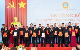 Bổ nhiệm 19 chánh án và 96 phó chánh án tòa án khu vực tại TP.HCM