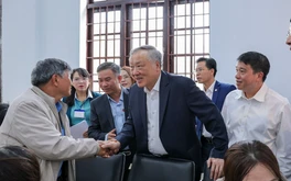 Phó thủ tướng Nguyễn Hòa Bình: không để trục trặc ngay ngày đầu vận hành chính quyền xã mới