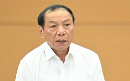 Mặc áo có logo thương hiệu không phải quảng cáo, 'đại biểu Quốc hội cứ yên tâm mặc'