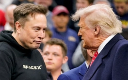 Toàn cảnh khẩu chiến nảy lửa Trump - Musk