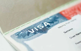 Visa đi Mỹ: Người trả nghìn đô, kẻ bị cấm vào