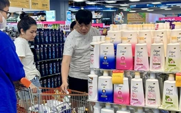 Loạt phiếu công bố mỹ phẩm tự thu hồi: Hiểu sao cho đúng để tránh hoang mang?