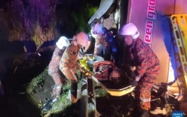 14 sinh viên sư phạm thiệt mạng một lúc trong tai nạn gần biên giới Thái Lan