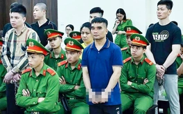 Cựu cán bộ công an bị đề nghị tử hình vì dùng xe phường chở ma túy cho 'bà trùm'