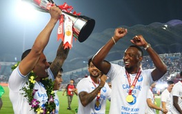V-League có bao nhiêu ngoại binh là đủ?