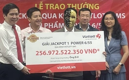 Tối nay, một khách hàng Vietlott đã trúng số tiền kỉ lục: hơn 344,9 tỉ đồng