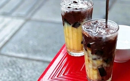 Quán chè Mười Sáu vắt qua hai thế kỉ: Nhà mình vẫn bán chè Hà Nội
