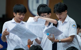'Mưa' điểm 10 thi tốt nghiệp THPT, nhưng điểm chuẩn dự kiến giảm