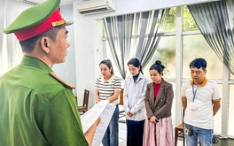 Đường dây lập phòng khám đa khoa quốc tế dùng bác sĩ giả ‘moi’ tiền bệnh nhân
