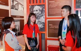 Hành trình đỏ: thúc đẩy giao lưu thanh niên Việt - Trung