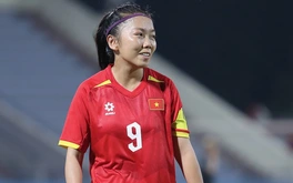 HLV Mai Đức Chung: 'Tôi chỉ còn cách động viên Huỳnh Như'
