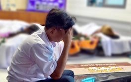 Vụ 3 bà cháu tông vào đuôi xe tải tử vong ở Đắk Lắk: Lỡ  ngày mừng nhà mới