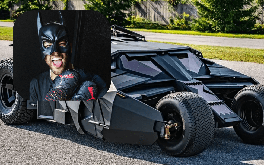 Neymar chi 47 tỉ mua siêu xe giống Batman... nhưng không thể sử dụng