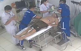 Nam bảo vệ hỗ trợ cứu người đàn ông bị ngưng tim ở bãi biển: Hành động theo trái tim mách bảo