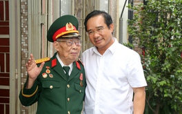 Chủ tịch Nguyễn Văn Được thăm thương binh, bệnh binh nhân ngày 27-7