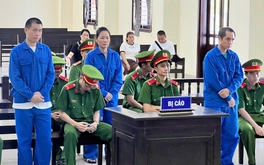 3 người Trung Quốc lãnh án tù vì xây phòng cho 'đồng hương' đánh mạt chược