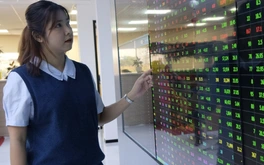 Tin tức sáng 28-7: Một 'đại gia' bất động sản giải trình về cổ phiếu tăng sốc