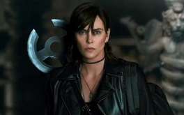 Charlize Theron của The Old Guard 2 tiết lộ từng bị một đạo diễn quấy rối khi mới vào nghề