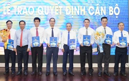 UBND TP.HCM bổ nhiệm lãnh đạo 54 đơn vị sự nghiệp công lập