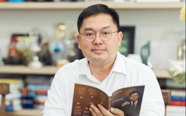 Chia tay Hoàng Nam Tiến, người đứng sau những cuốn sách lay động về tướng Hoàng Đan