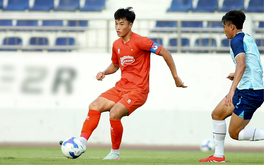 HLV Kim Sang Sik nâng chất U22 Việt Nam