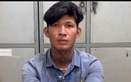 Đi ngang qua ghe nhau mà thành án mạng với 5 nhát dao