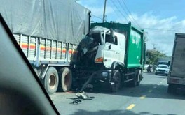 Xe rác tông đuôi xe tải trên tỉnh lộ 8, một người chết